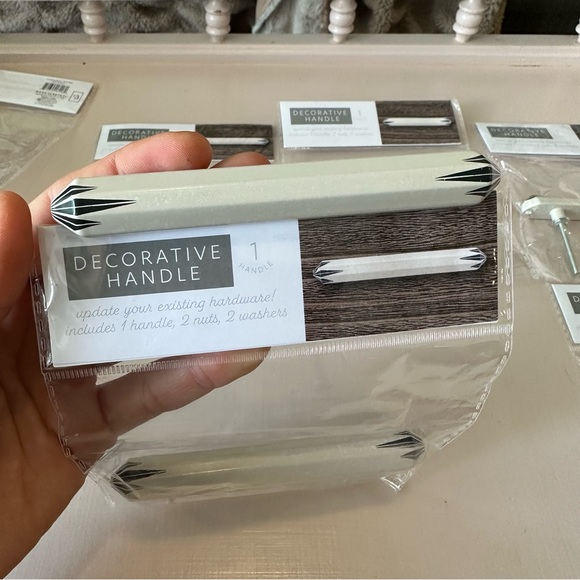 Cabinet Handle Drawers Pulls Set of 6 W&B NWT - Picture 2 of 10